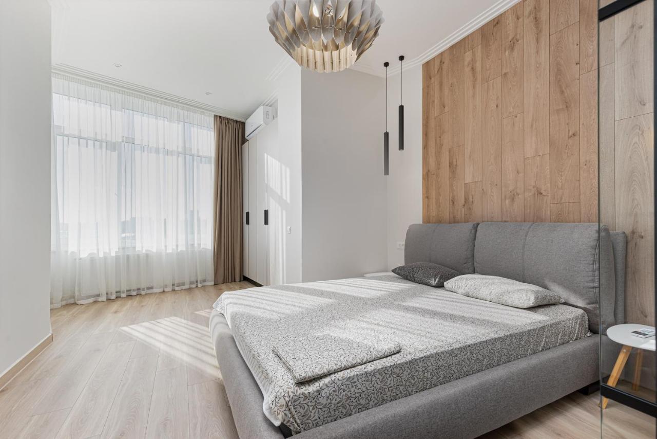 Sea Symphony Luxury 3-Bedrooms Apartment Odesa Exterior foto