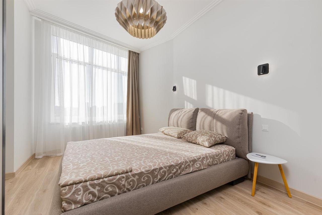 Sea Symphony Luxury 3-Bedrooms Apartment Odesa Exterior foto