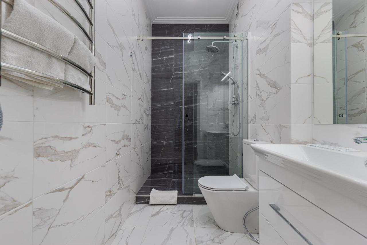 Sea Symphony Luxury 3-Bedrooms Apartment Odesa Exterior foto